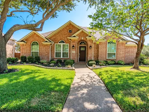 1800 Krokus Dr, Keller, TX 76248