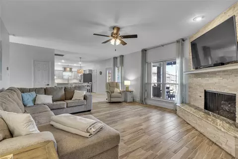 Living - 8401 Eagle Dr, Rowlett, TX 75088 photo 2 of 3