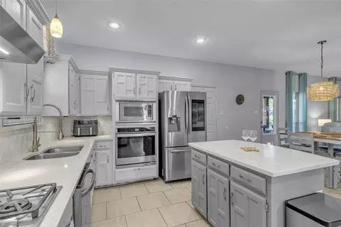 Kitchen - 8401 Eagle Dr, Rowlett, TX 75088 photo 3 of 5