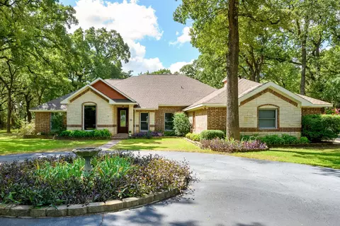 685 County Road 3336, Paradise, TX 76073