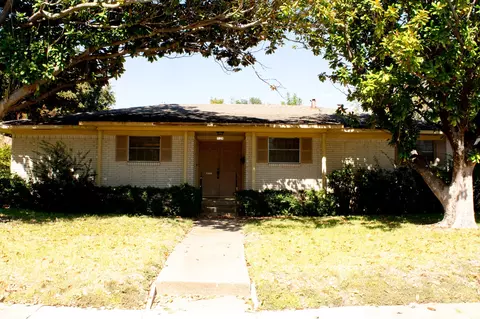 1529 Douglas Dr, Garland, TX 75041