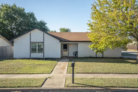6000 Judy Dr, Watauga, TX 76148