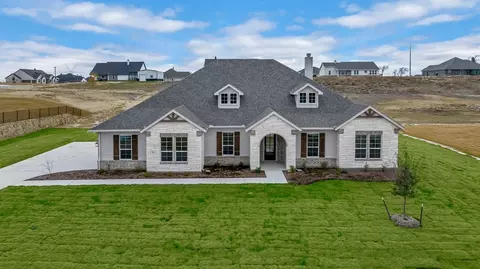 41 Yosemite Trl, Valley View, TX 76272