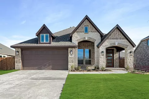 173 Creekside Dr, Sanger, TX 76266