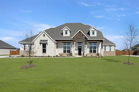 129 Hollingsworth Ln, Oak Leaf, TX 75154