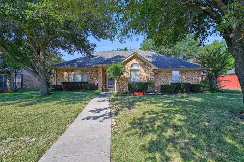 3917 Grant Pkwy, Denton, TX 76208