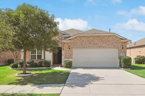 7203 Misty Oaks Ln, Frisco, TX 75036