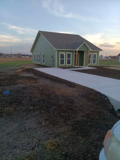 114 Don Ln, Itasca, TX 76055 photo 3