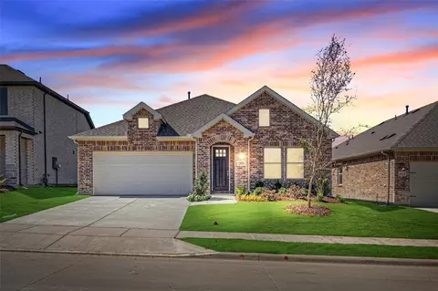 1919 Bobbin Mill Ln, Forney, TX 75126