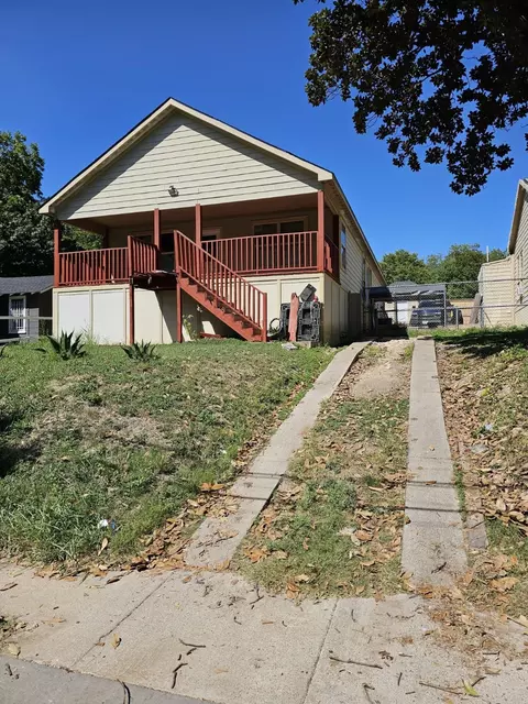 1711 E Waco Ave, Dallas, TX 75216