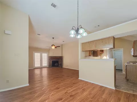 2111 Nectar Dr, Mesquite, TX 75149 photo 3