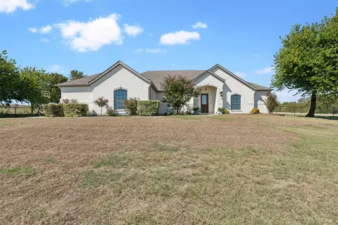 112 Churchill Cir, Weatherford, TX 76085