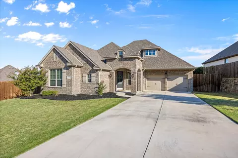 332 Bluffside Trl, Benbrook, TX 76126 photo 2