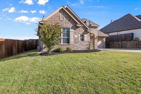 332 Bluffside Trl, Benbrook, TX 76126 photo 3