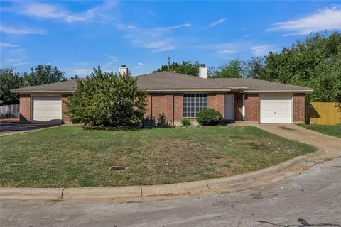 4509-4513 Ebbtide Ct, Fort Worth, TX 76135