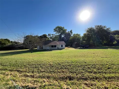 3932 High Meadows Dr, Alvarado, TX 76009