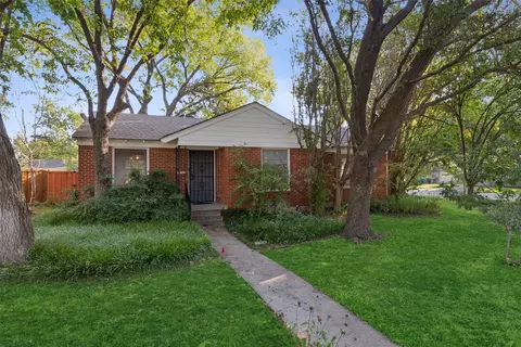 458 Blanning Dr, Dallas, TX 75218