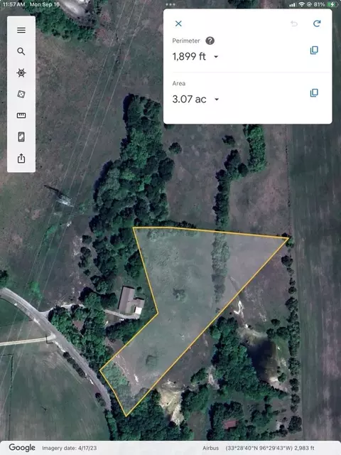 1040 Homer Smith Rd, Whitewright, TX 75491