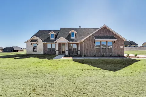 110 Steppes Ct, Decatur, TX 76234