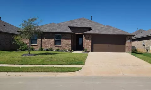 1930 Cookes Ln, Cleburne, TX 76033