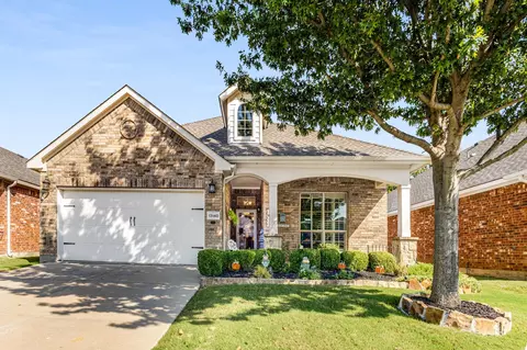 13140 Larks View Pt, Fort Worth, TX 76244