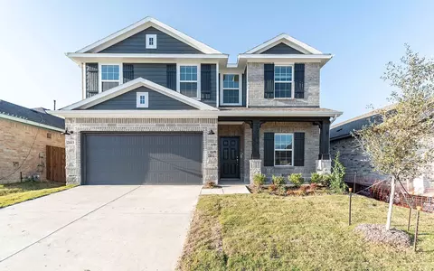 2115 Milligan St, Forney, TX 75126