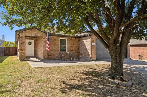 1652 Princess Ln, Little Elm, TX 75036