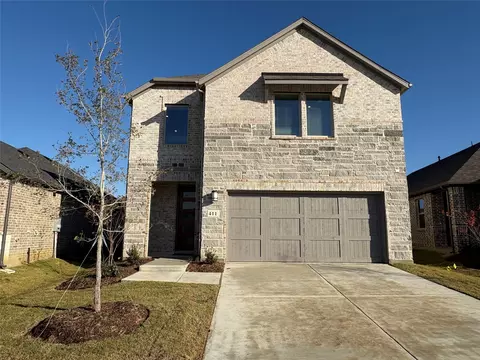 411 Holly Rd, Oak Point, TX 75068