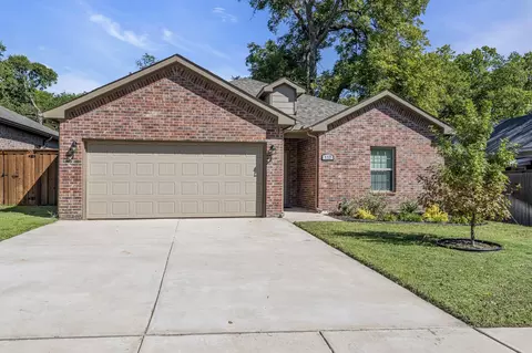 117 W Morton St, Denison, TX 75021