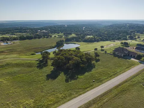 7833 Retreat Blvd, Cleburne, TX 76033 photo 4