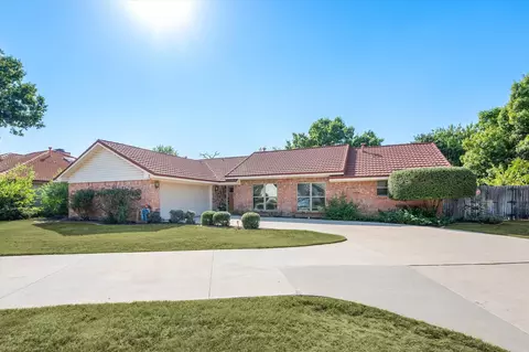 3 Crest Ct, Hickory Creek, TX 75065