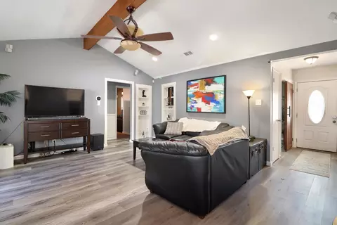 602 Shelmar Dr, Euless, TX 76039 photo 5