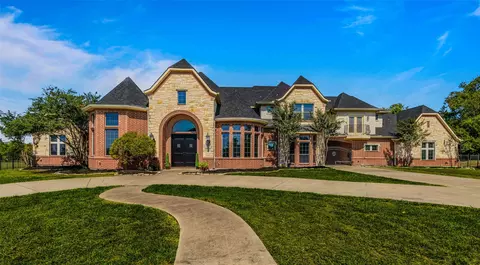 347 Yosemite Falls Dr, Sunnyvale, TX 75182