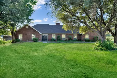 14114 Rainbow Dr, Forney, TX 75126