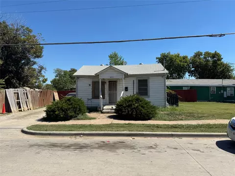 3204 Esmalda St, Dallas, TX 75212