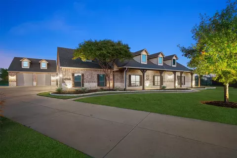 1912 Bayside Dr, St Paul, TX 75098