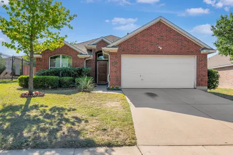 6091 Grand Champion Blvd, Fort Worth, TX 76179