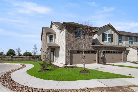 261 Berthe Ct, Cedar Hill, TX 75104