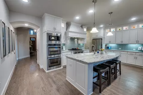 Kitchen - 5009 Del Molin Ave, The Colony, TX 75056 photo 1 of 5