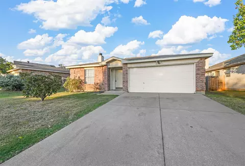 3224 Fountain Pkwy, Hurst, TX 76053