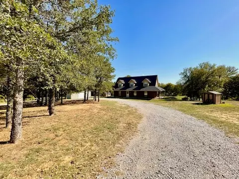 448 Fossil Ridge Rd, Decatur, TX 76234