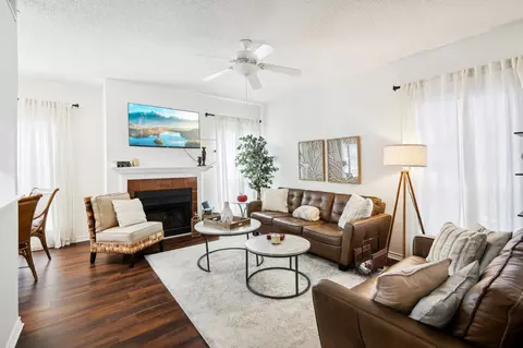 1605 Marsh Ln #408, Carrollton, TX 75006