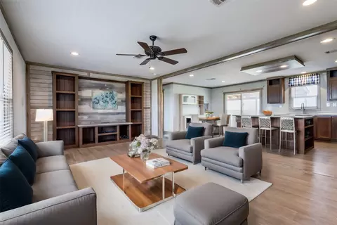 7734 Fm 697, Whitewright, TX 75491
