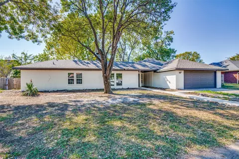 6709 Abilene Dr, Sachse, TX 75048