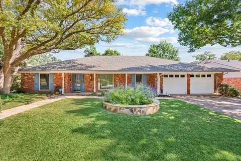 2311 Brookside Dr, Arlington, TX 76012