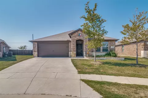 105 Banner Ave, Royse City, TX 75189