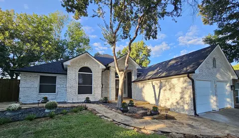 805 Rolling View Ct, Highland Village, TX 75077