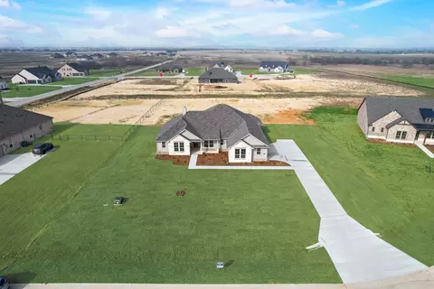 12112 Magma Ct, Krum, TX 76249