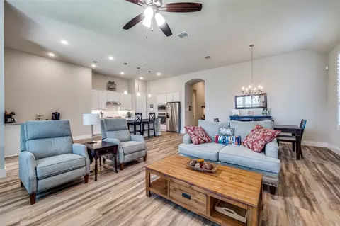 1709 Snowdrop Dr, Prosper, TX 75078 photo 4