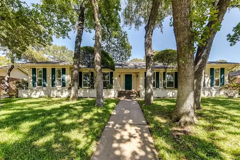 1805 Woodside Dr, Arlington, TX 76013